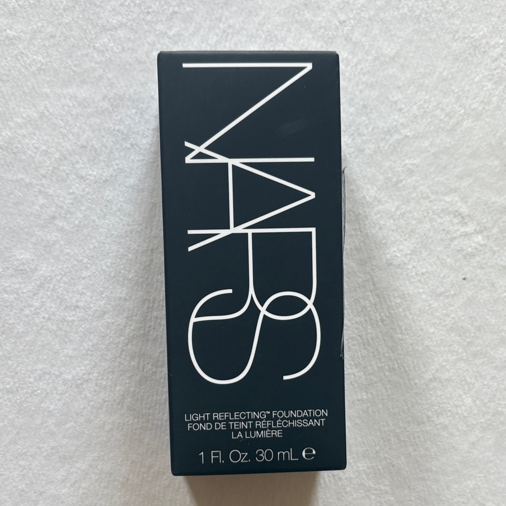 NARS Light Reflecting Foundation L1 Oslo BRAND NEW Full Size NIB